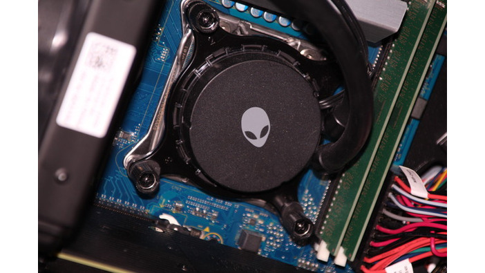 デル、「Alienware」新製品3機種を国内発表―「Aurora」や有機EL「13」を展示