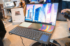 創立30周年、ASUSが上下ディスプレイノートPC「ZenBook Pro Duo」やゲームブランド最新モデルを発表 画像