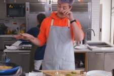 Ninjaが海外の料理YouTubeチャンネルに出演！プロ料理人と共にサンドイッチ作りに励む 画像