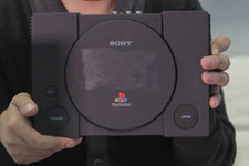 懐かしの初代PlayStation周辺機器を紹介する海外公式映像― 「ネジコン」など 画像