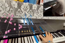 ダンスゲーム世界王者がピアノの難曲をMeta Quest 3で攻略する事案が発生…！MR鍵盤アプリ『PianoVision』が今熱い！ 画像