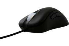 ZOWIE GEARのゲーミングマウス2製品とマウスパッド2製品が国内で2月13日に先行発売 画像