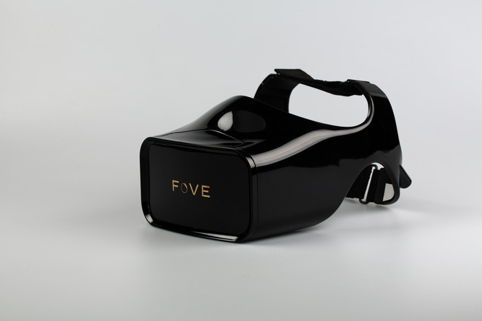 視線トラッキング搭載VRデバイス「FOVE」がキックスタート―UEやCryEngine対応